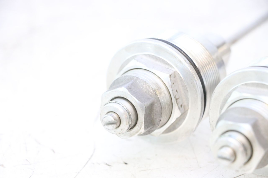 photo de TAPA HORQUILLA DUCATI SS IE DS CARENEE 1000 (2002 - 2006) - Marcados y referencias originales