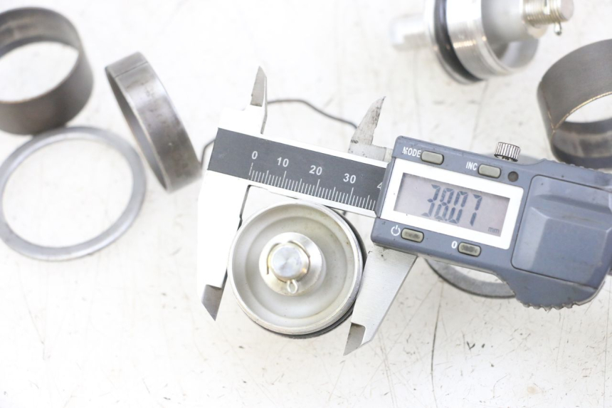 photo de TAPA HORQUILLA SUZUKI GSX F GSXF 650 (2007 - 2015) - Detalle de la pieza