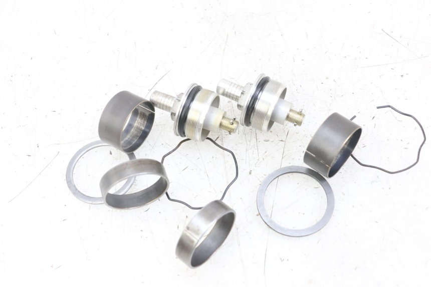 photo de TAPA HORQUILLA SUZUKI GSX F GSXF 650 (2007 - 2015) - Otra perspectiva