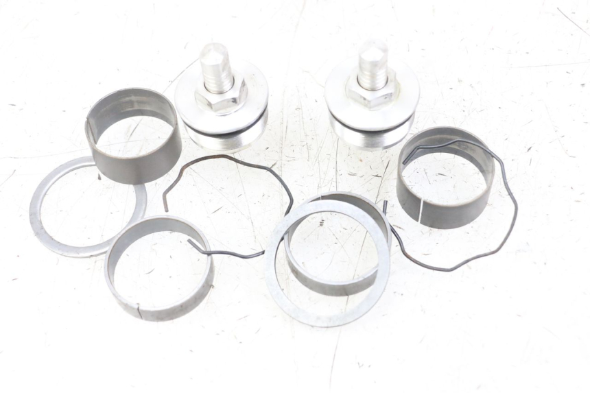 photo de TAPA HORQUILLA SUZUKI GSX F GSXF 650 (2007 - 2015) - Primer plano técnico