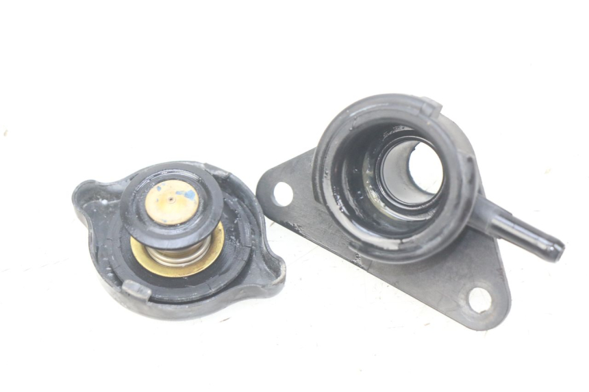 photo de TAPA DEL RADIADOR SUZUKI BURGMAN 125 (2007 - 2014) - Vista principal