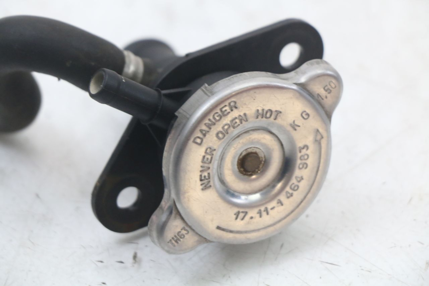 photo de TAPA DEL RADIADOR BMW C1 125 (2000 - 2003) - Primer plano técnico
