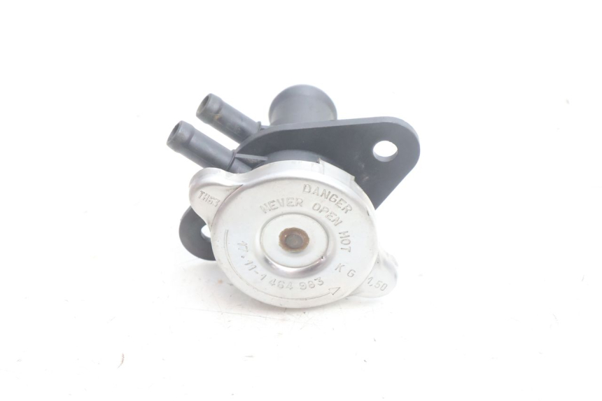photo de TAPA DEL RADIADOR BMW C1 125 (2000 - 2003) - Primer plano técnico