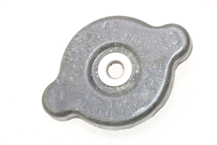 photo de TAPON RADIADOR KAWASAKI ER-6 ER6 N 650 (2005 - 2009) - Vista principal