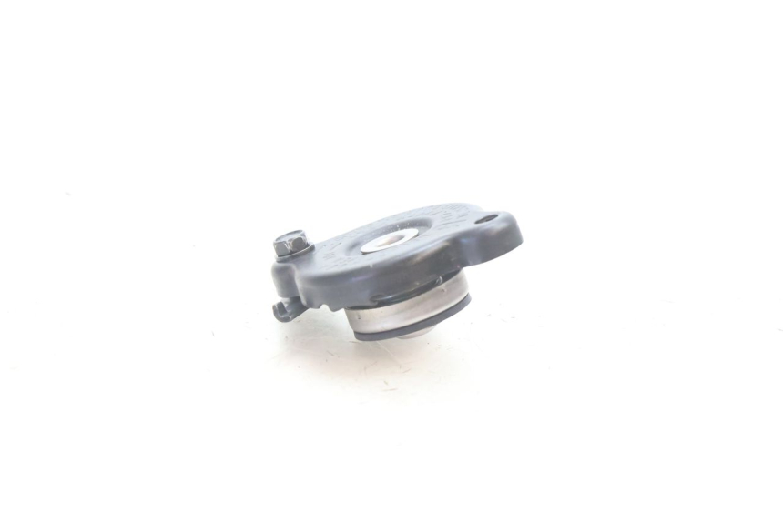 photo de TAPON RADIADOR YAMAHA FZ8 800 (2010 - 2016) - Detalle de la pieza
