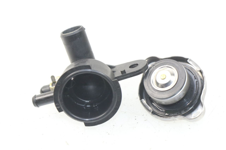 photo de TAPON RADIADOR SYM GTS EFI ABS 125 (2012 - 2016) - Vista principal