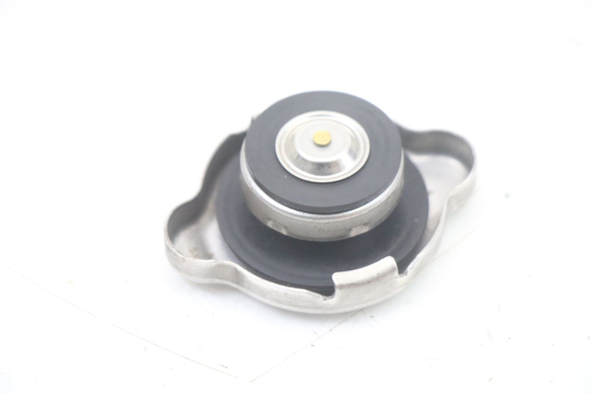 photo de TAPON RADIADOR HONDA SH i 300 (2015 - 2020) - Vista general del producto