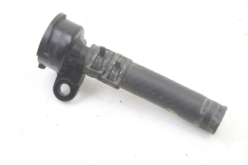 photo de TAPON RADIADOR HONDA SH i 300 (2015 - 2020) - Detalles de los puntos de fijación