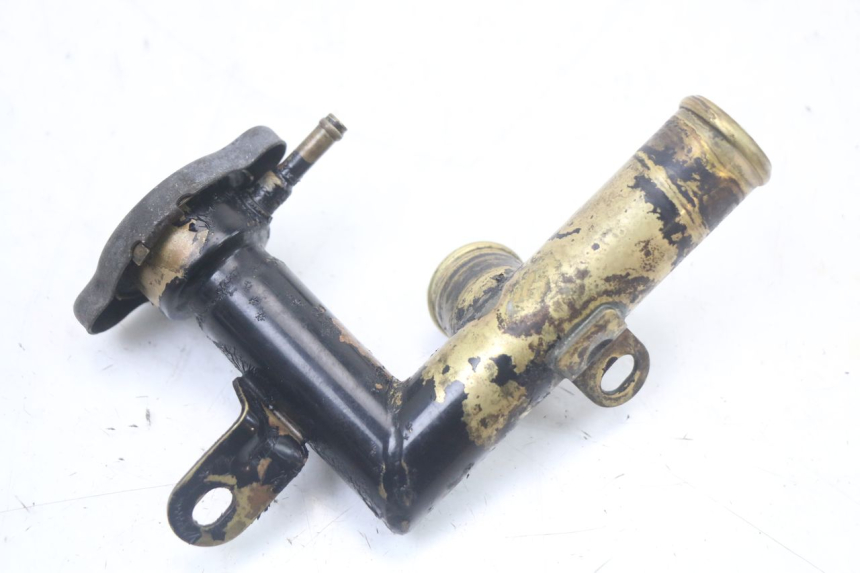 photo de TAPON RADIADOR KAWASAKI GTR 1000 (1994 - 2004) - Primer plano técnico