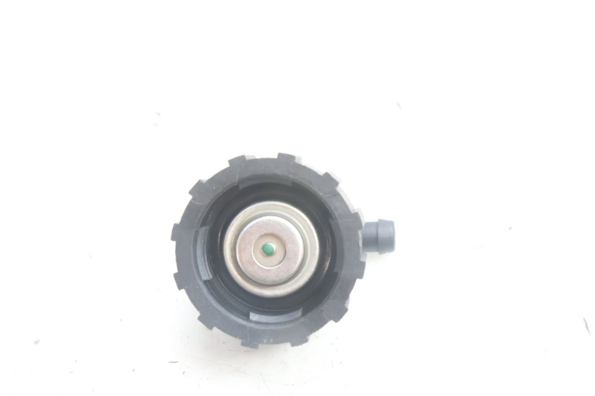 photo de TAPON RADIADOR RIEJU MRT PRO SUPERMOTARD 50 (2007 - 2018) - Otra perspectiva