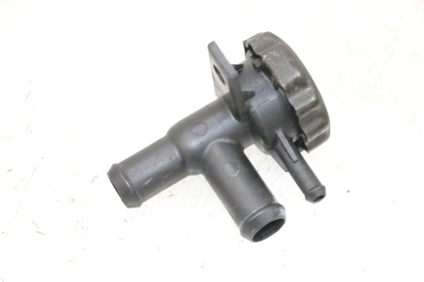 photo de TAPON RADIADOR HONDA NSR R 125 (1994 - 2003) - Otra perspectiva