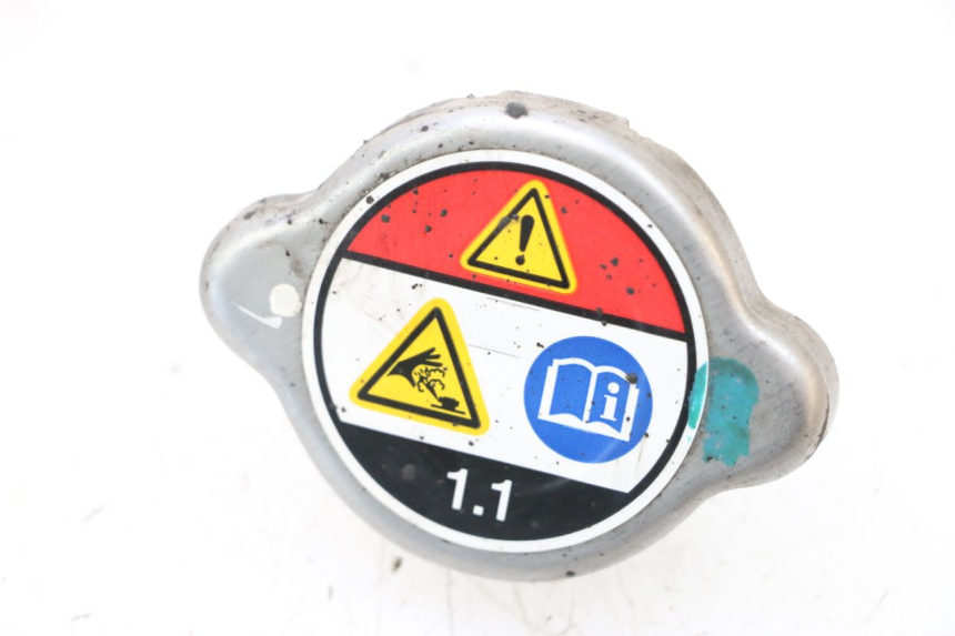 photo de TAPON RADIADOR HONDA PCX (JF57/JF64) 125 (2014 - 2018) - Vista principal