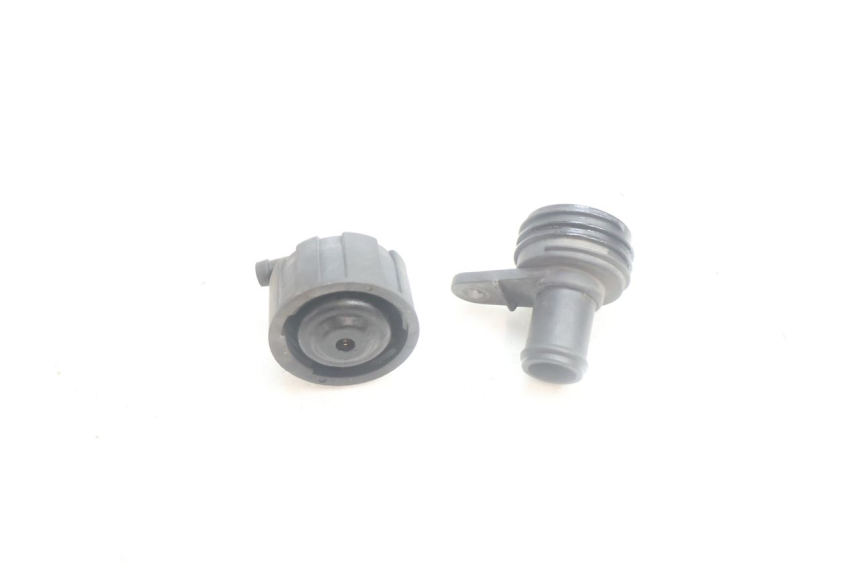 photo de TAPA DEL RADIADOR YAMAHA XMAX X-MAX 125 (2006 - 2009) - Zoom estado de uso