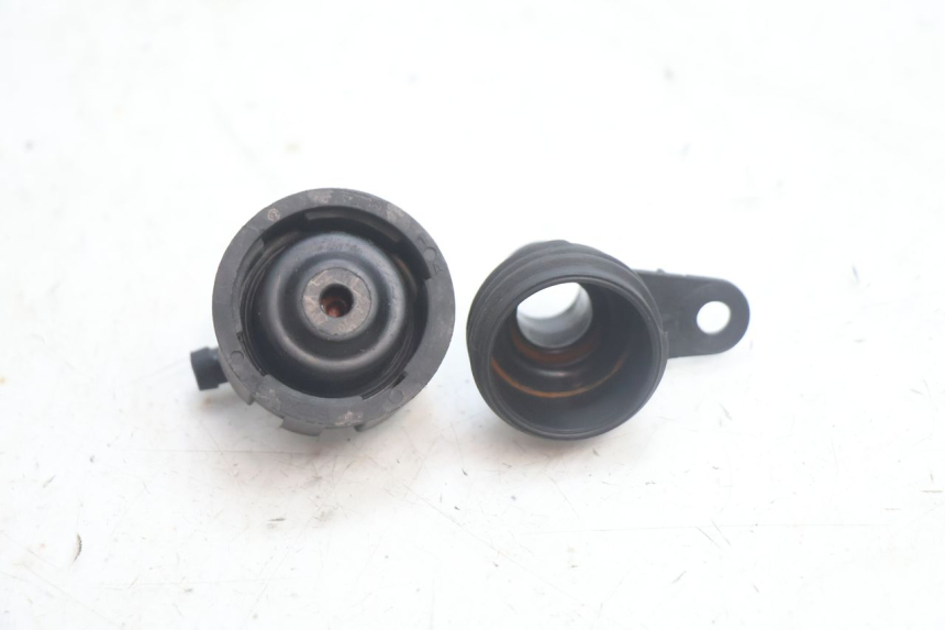 photo de TAPA DEL RADIADOR YAMAHA XMAX X-MAX 125 (2006 - 2009) - Zoom estado de uso