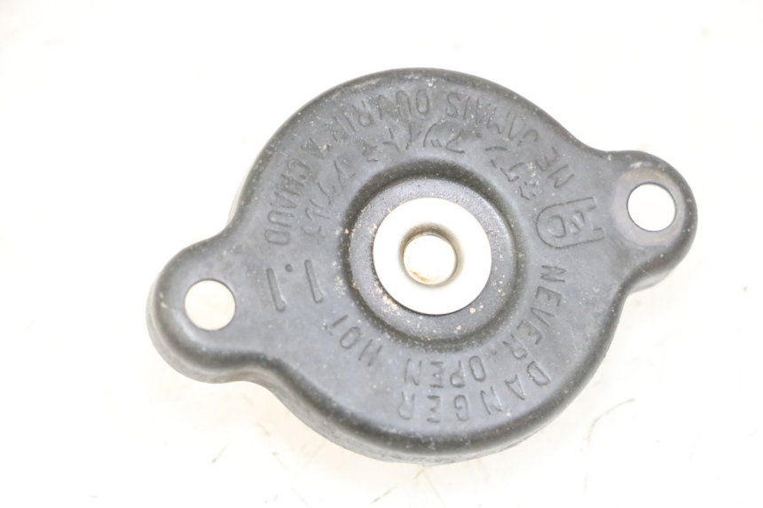 photo de TAPON RADIADOR YAMAHA XJ6 ABS 600 (2008 - 2016) - Detalle de la pieza