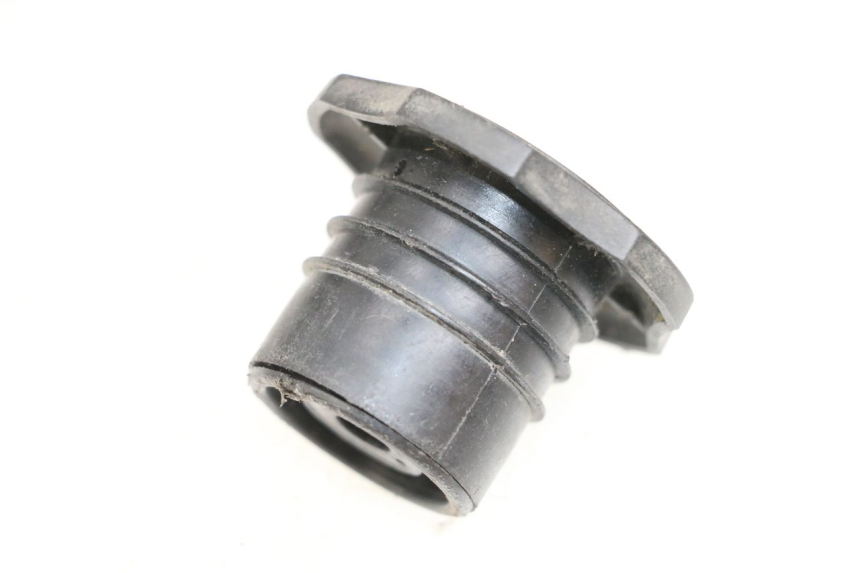 photo de TAPON DEPOSITO FUEL PEUGEOT 103 MVL 50 (1991 - 1993) - Zoom estado de uso