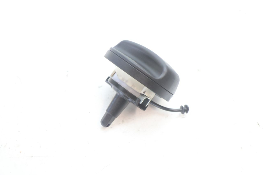 photo de TAPON DEPOSITO FUEL BMW C SPORT 650 (2015 - 2021) - Detalle de la pieza
