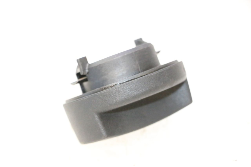 photo de TAPON DEPOSITO FUEL BMW C1 125 (2000 - 2003) - Vista principal