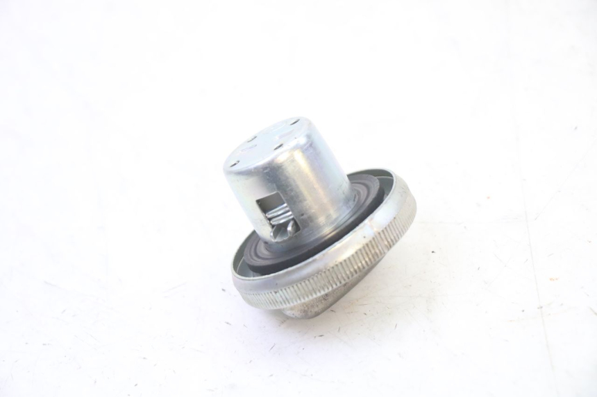 photo de TAPA DEPÓSITO DE COMBUSTIBLE ORCAL CAVARO 4T 50 (2019 - 2023) - Otra perspectiva