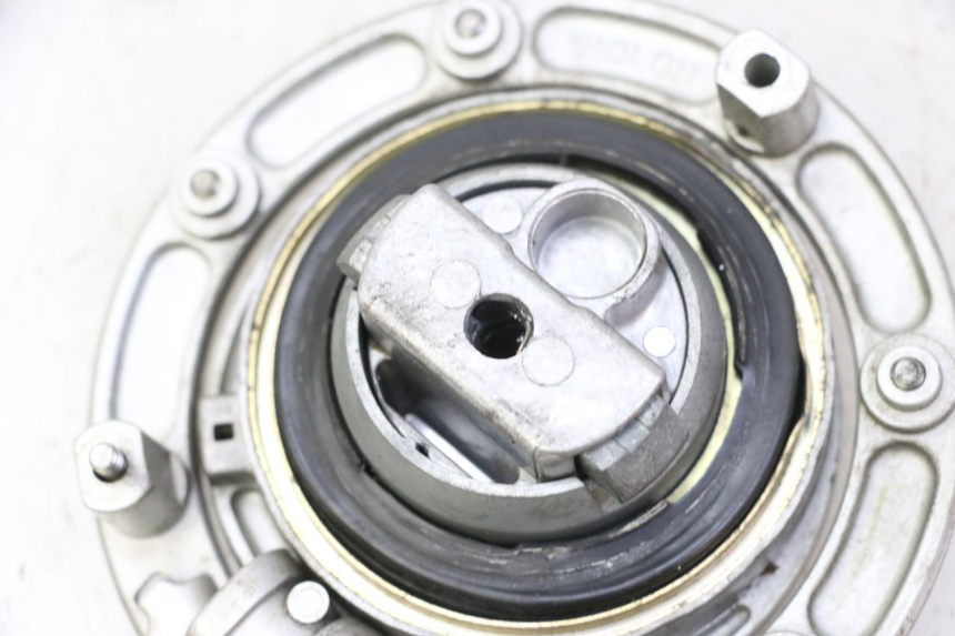 photo de TAPON DEPOSITO FUEL HONDA CBR F SC25 1000 (1989 - 1992) - Detalle de la pieza