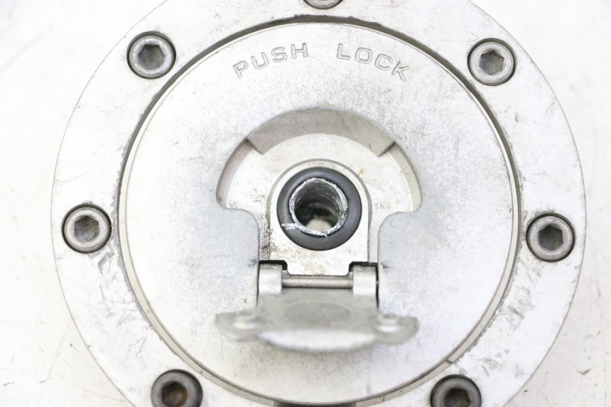 photo de TAPON DEPOSITO FUEL HONDA CBR F SC25 1000 (1989 - 1992) - Vista general del producto