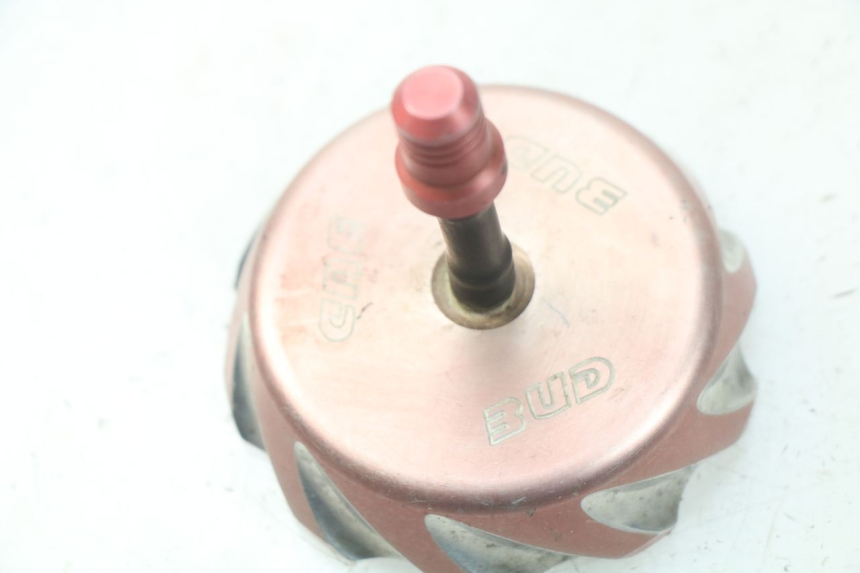 photo de TAPON DEPOSITO FUEL HONDA CRF CR-F 450 (2005 - 2008) - Detalle de la pieza