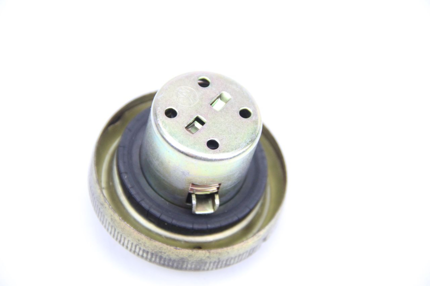 photo de TAPA DE DEPÓSITO DE COMBUSTIBLE SYM CROX 4T 50 (2016 - 2023) - Otra perspectiva