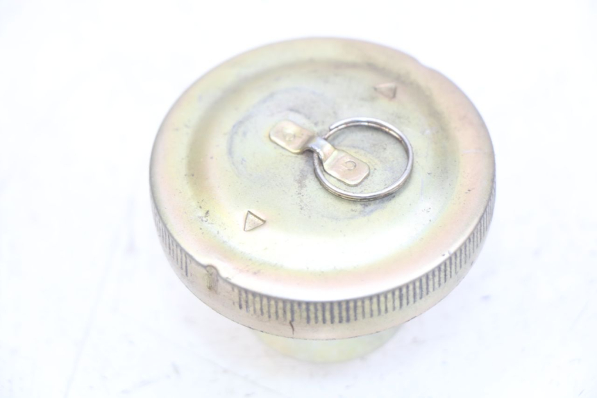 photo de TAPA DE DEPÓSITO DE COMBUSTIBLE SYM CROX 4T 50 (2016 - 2023) - Detalle de la pieza