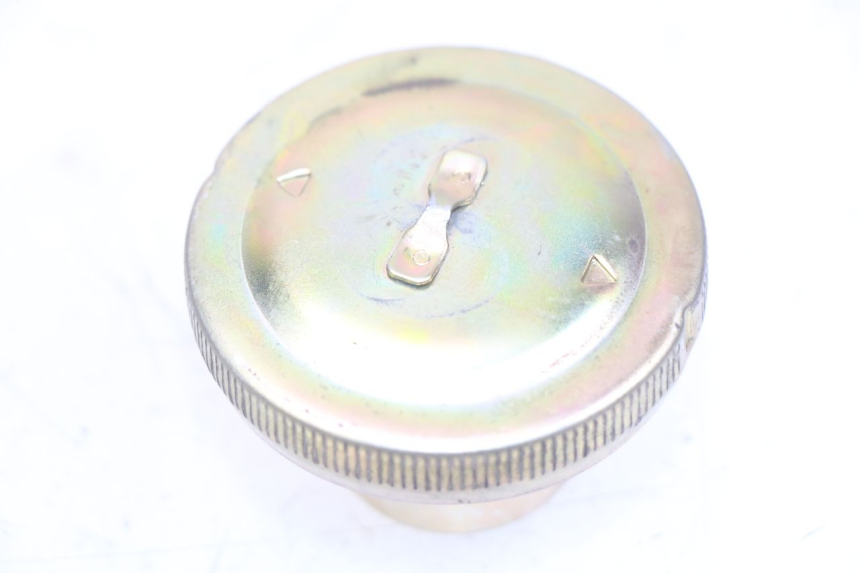 photo de TAPA DE DEPÓSITO DE COMBUSTIBLE SYM CROX 4T 50 (2016 - 2023) - Zoom estado de uso