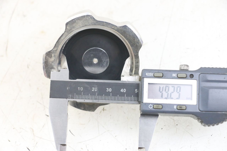 photo de TAPA DEPÓSITO DE COMBUSTIBLE CCR DIRT BIKE 125 - Detalle de la pieza