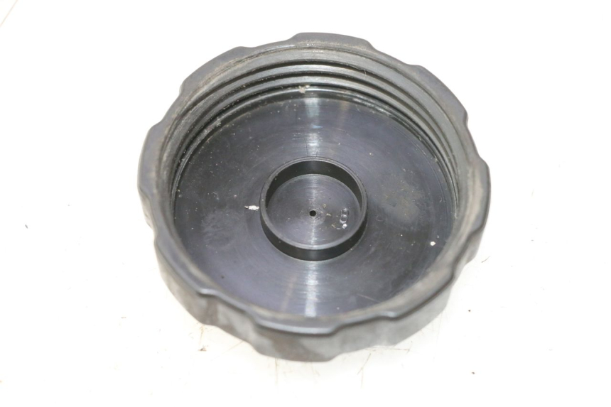 photo de TAPA DEPÓSITO DE COMBUSTIBLE PEUGEOT ELYSTAR 50 (2002 - 2014) - Detalle de la pieza
