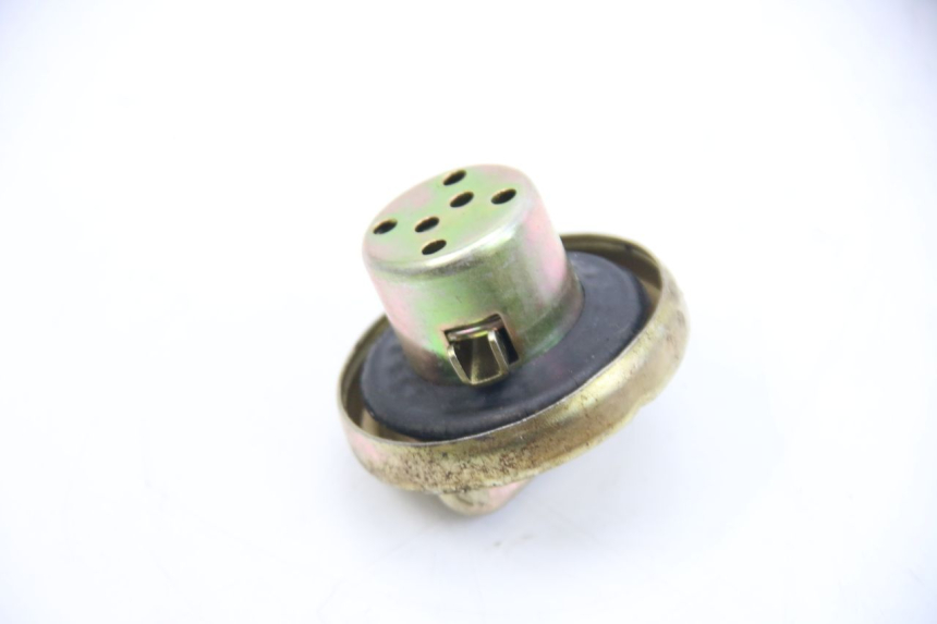 photo de TAPA DEPÓSITO DE COMBUSTIBLE JM MOTORS EVOLIS 4T 50 (2018 - 2022) - Otra perspectiva