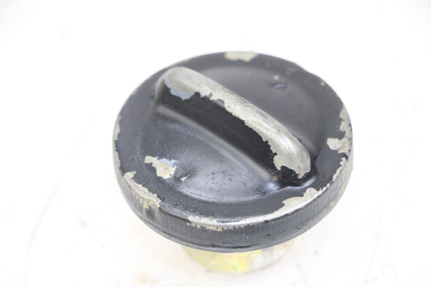 photo de TAPA DEPÓSITO DE COMBUSTIBLE SYM FIDDLE 2 50 (2008 - 2013) - Detalle de la pieza