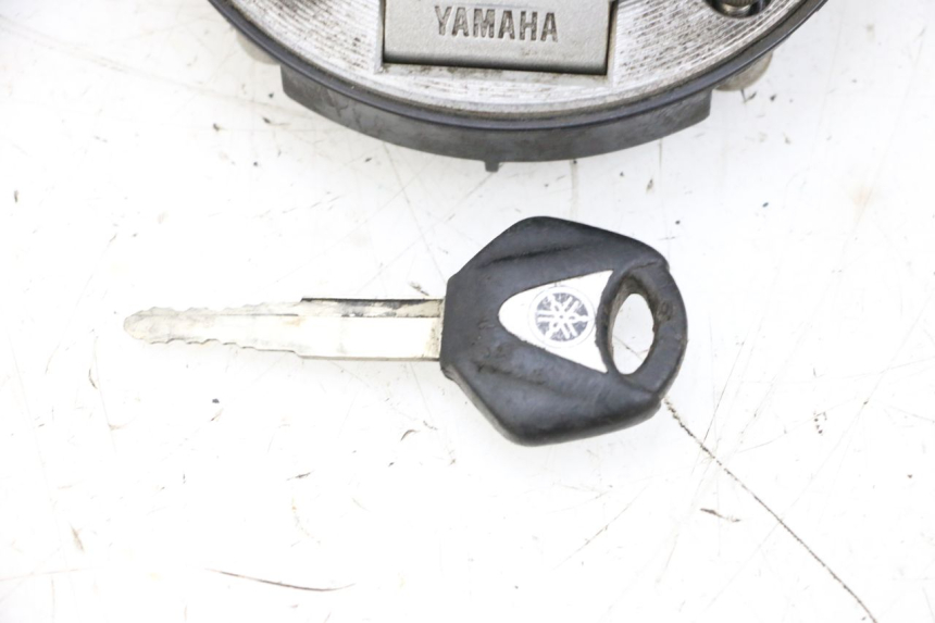 photo de TAPON DEPOSITO FUEL YAMAHA FJR ABS 1300 (2006 - 2012) - Estado de la superficie y material