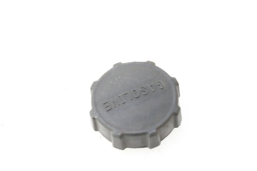 photo de TAPA DEPÓSITO DE COMBUSTIBLE PIAGGIO FLY 2T 50 (2004 - 2017) - Detalle de la pieza