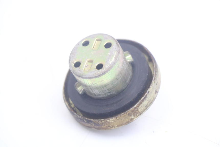 photo de TAPON DEPOSITO FUEL BAOTIAN FRESH 50 (2004 - 2012) - Detalle de la pieza