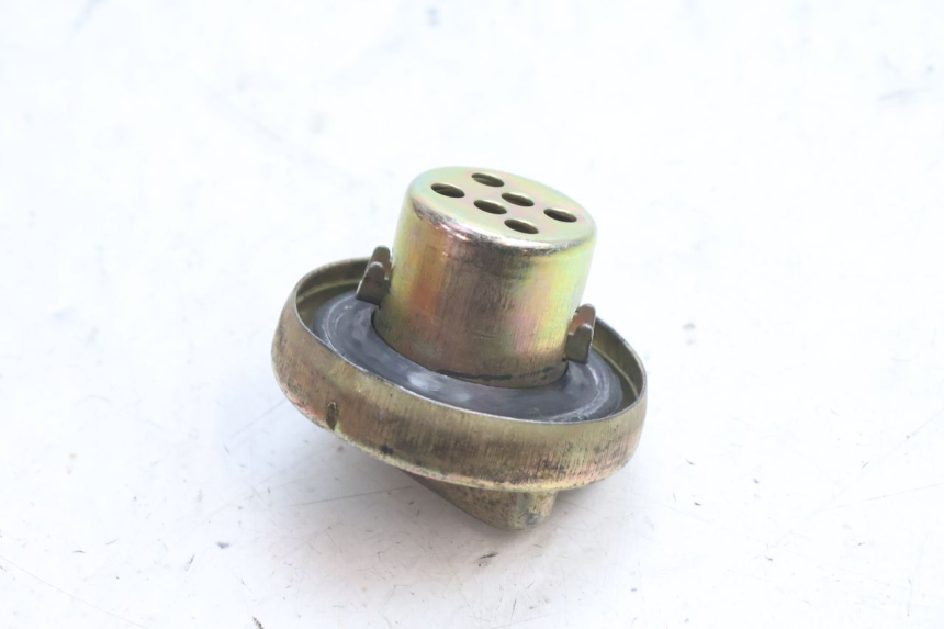 photo de TAPON DEPOSITO FUEL NECO GPX LC 2T 50 (2014 - 2018) - Primer plano técnico