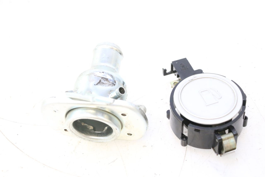 photo de TAPON DEPOSITO FUEL KYMCO GRAND DINK 125 (2008 - 2014) - Vista principal