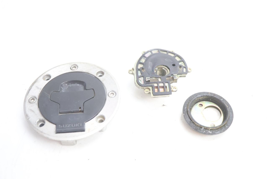 photo de TAPON DEPOSITO FUEL SUZUKI GSF N BANDIT 1200 (2001 - 2005) - Detalle de la pieza