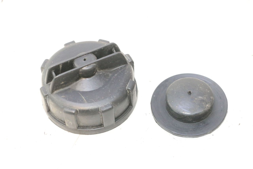 photo de TAPON DEPOSITO FUEL KEEWAY HURRICANE 50 (2006 - 2019) - Vista principal