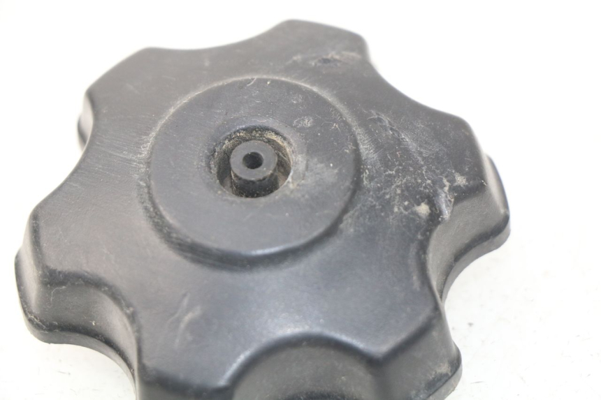 photo de TAPON DEPOSITO FUEL SUZUKI JR 80 (2001 - 2006) - Detalle de la pieza