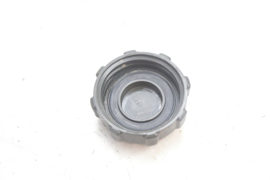 photo de TAPON DEPOSITO FUEL PIAGGIO LIBERTY 50 (1998 - 2003) - Zoom estado de uso