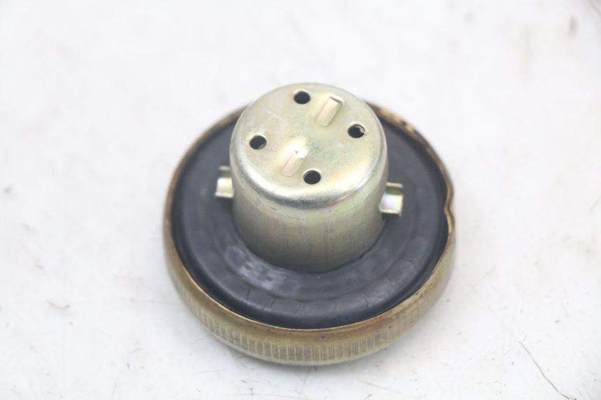 photo de TAPA DEPÓSITO DE COMBUSTIBLE KYMCO LIKE 125 (2009 - 2016) - Zoom estado de uso