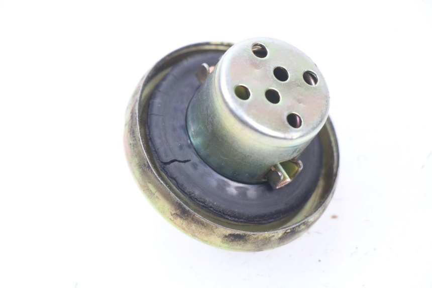 photo de TAPON DEPOSITO FUEL JM MOTORS MILANO 50 (2014 - 2019) - Zoom estado de uso