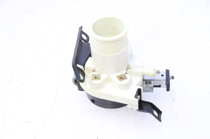photo de TAPON DEPOSITO FUEL KYMCO MOVIE S 125 (2009 - 2018) - Primer plano técnico