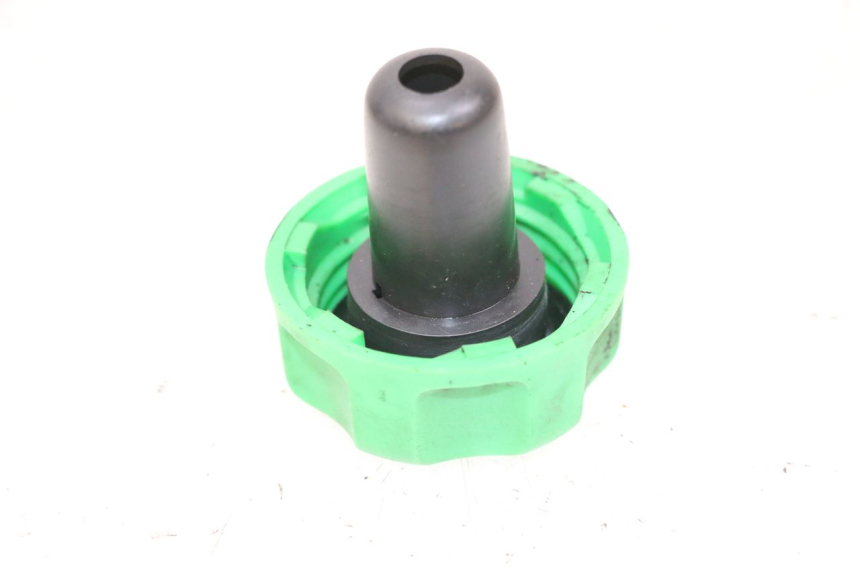 photo de TAPON DEPOSITO FUEL YAMAHA NEO'S NEOS 2T 50 (1998 - 2007) - Zoom estado de uso