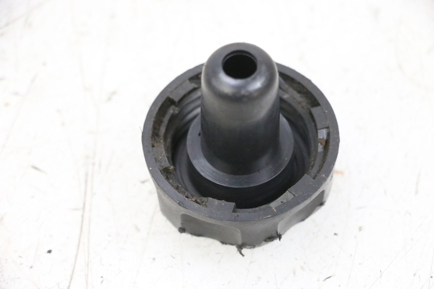 photo de TAPA DE DEPÓSITO DE COMBUSTIBLE YAMAHA NEOS NEO'S 4T 50 (2008 - 2016) - Detalle de la pieza
