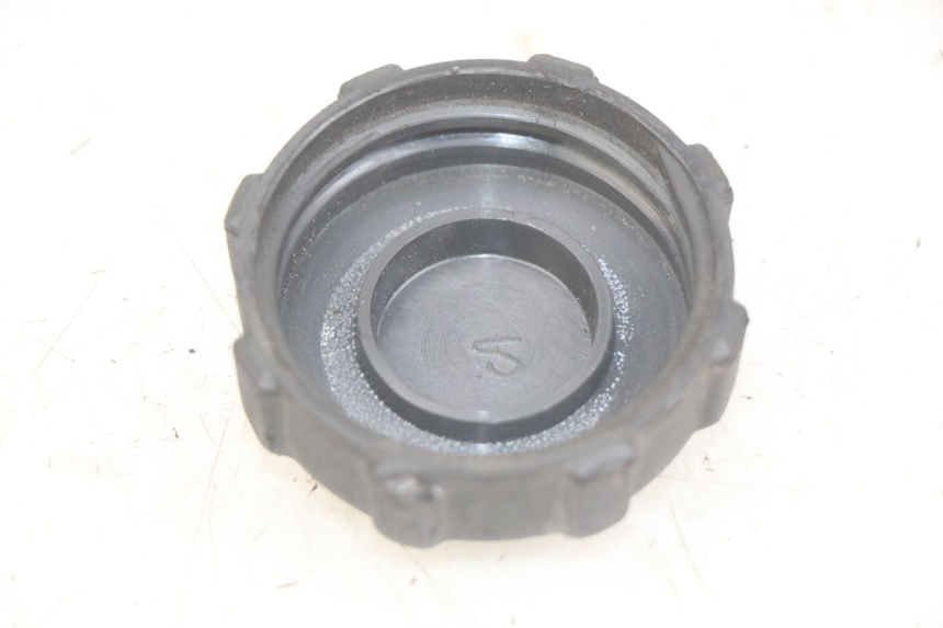 photo de TAPA DEPÓSITO DE COMBUSTIBLE PIAGGIO NEW TYPHOON 50 (2010 - 2017) - Detalle de la pieza