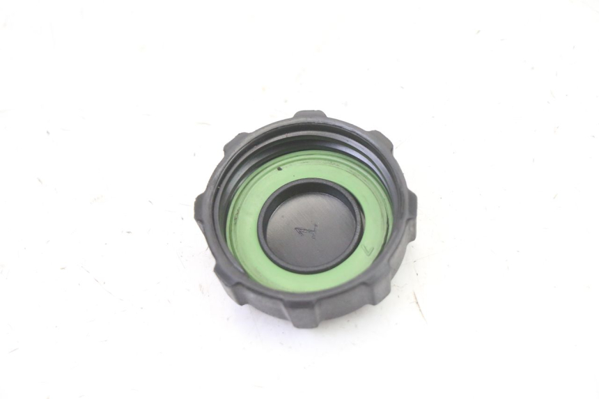 photo de TAPA DEPÓSITO DE COMBUSTIBLE PIAGGIO NEW TYPHOON 50 (2018 - 2021) - Zoom estado de uso