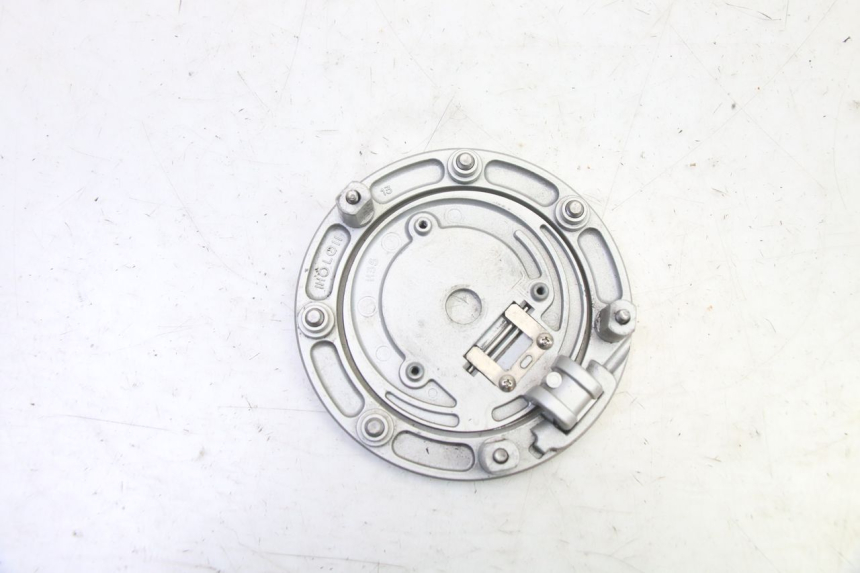 photo de TAPON DEPOSITO FUEL HONDA NTV DEAUVILLE 650 (2001 - 2006) - Otra perspectiva